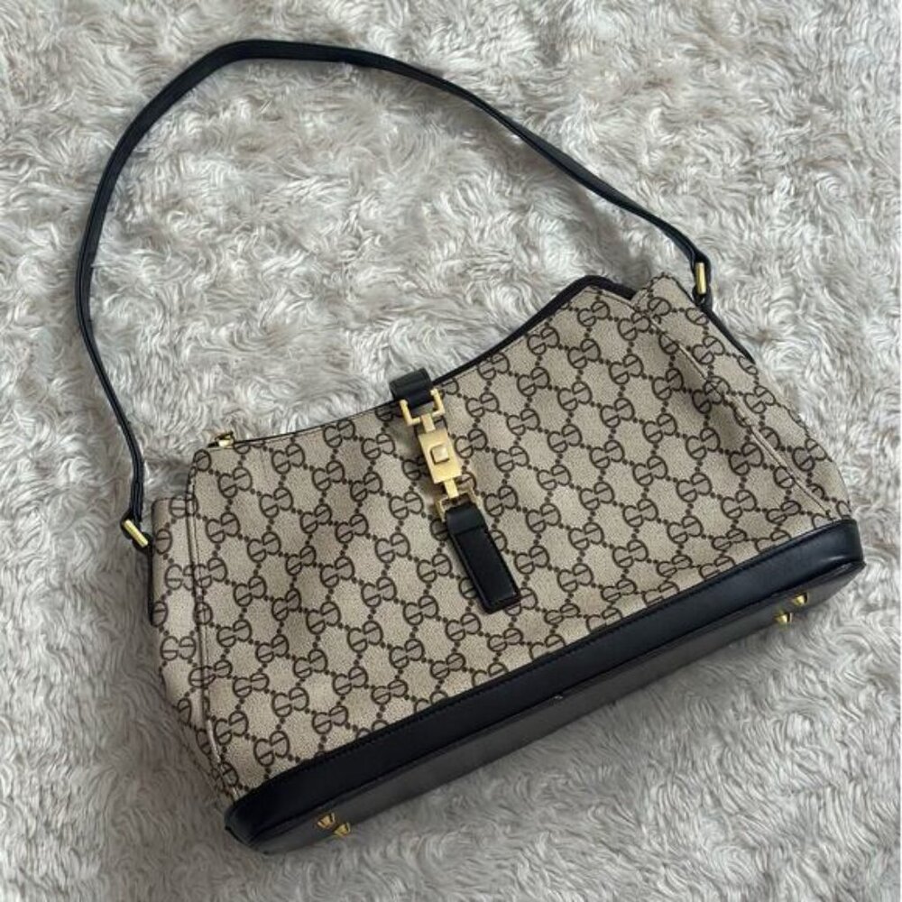 Cute Neutral Buckle Clasp Shoulder Bag Gold Hardware Faux Leather